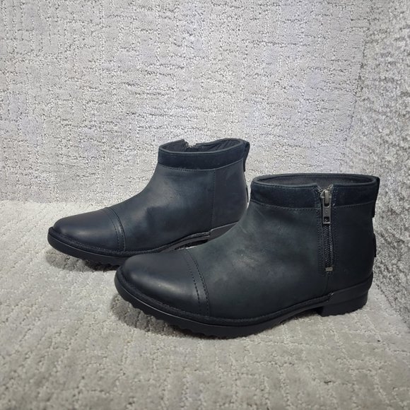 UGG Attell Women's Size 9 Waterproof Leather Side Zip Comfort Winter Ankle Boots - Picture 7 of 10